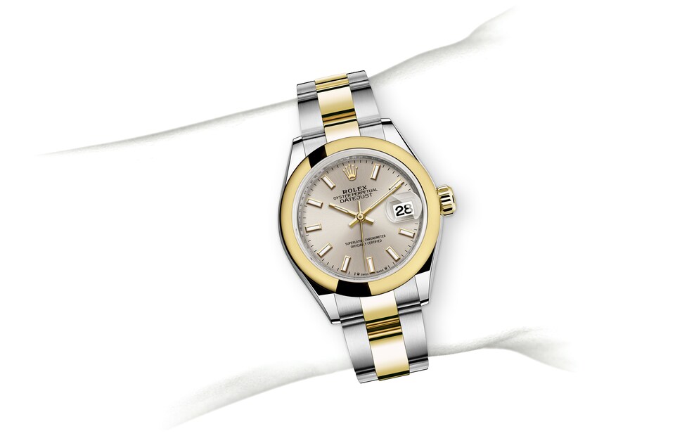 m279163-0020_modelpage_on_wrist_landscape.jpg