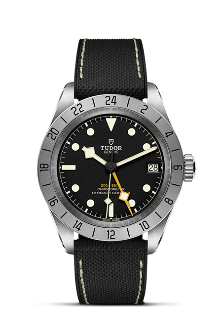 M79470-0003-TUDOR-Black-Bay-Pro-Product-Image