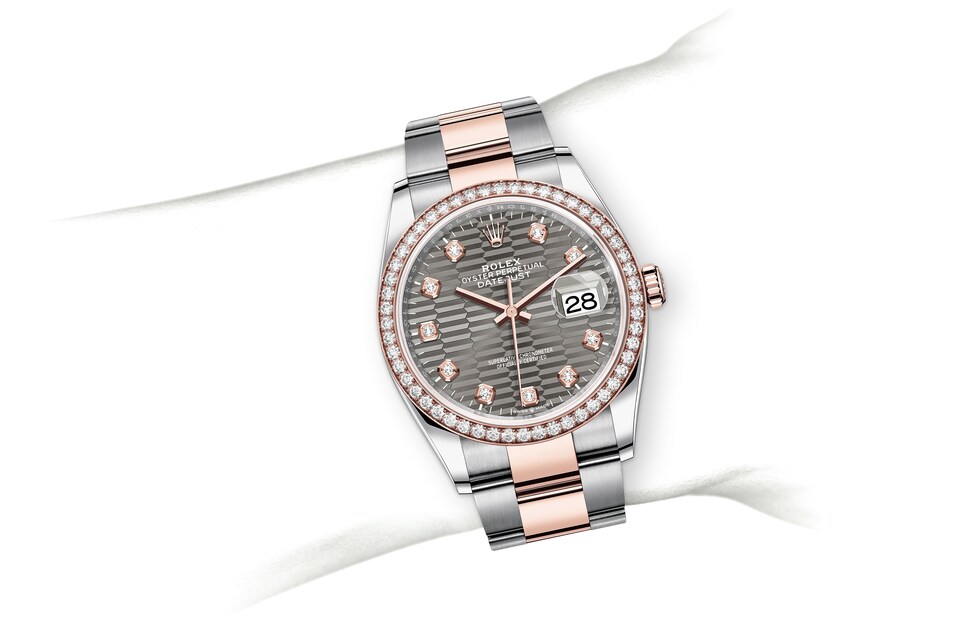 m126281rbr-0030_modelpage_on_wrist_landscape-1.jpg