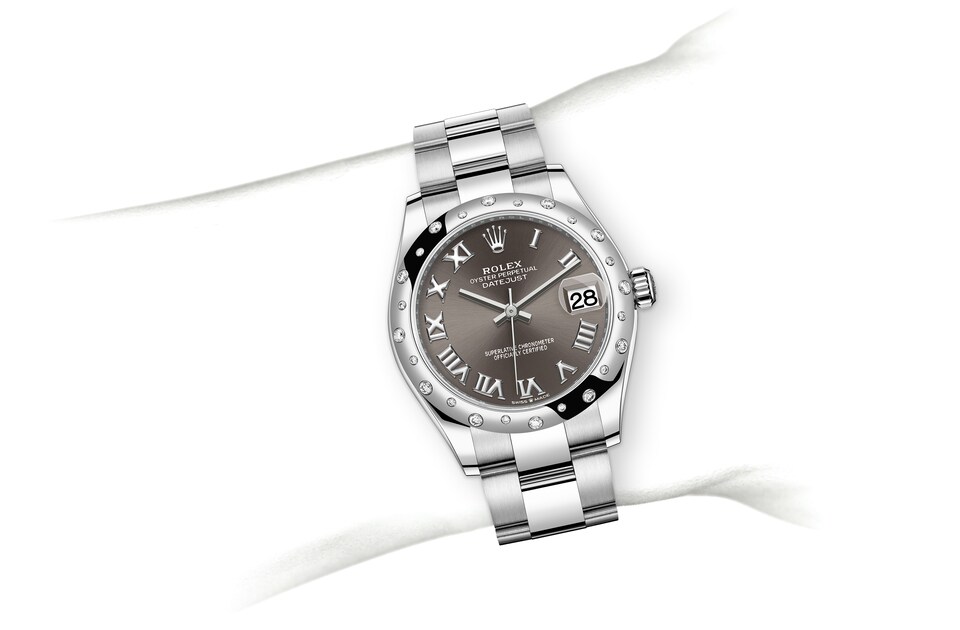 m278344rbr-0023_modelpage_on_wrist_landscape-1.jpg