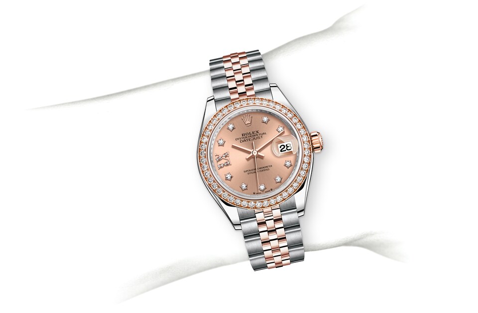 m279381rbr-0027_modelpage_on_wrist_landscape-1.jpg
