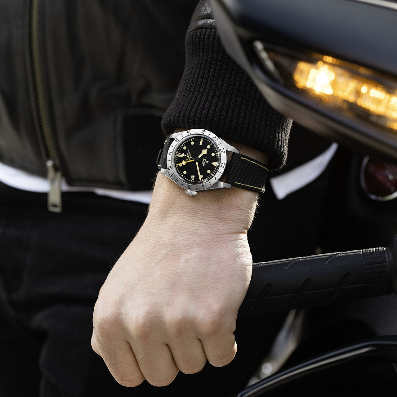 TUDOR Black Bay Pro M79470-0003 Lifestyle