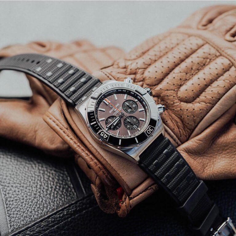 Watches of Switzerland 25th x BREITLING Super Chronomat B01 44 AB01365A1Q1S1