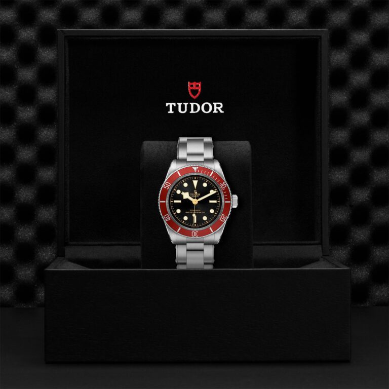 Tudor Black Bay M7941A1A0RU-0001 Shop Tudor Watches at Watches of Switzerland - Canberra, Sydney, Melbourne & Perth