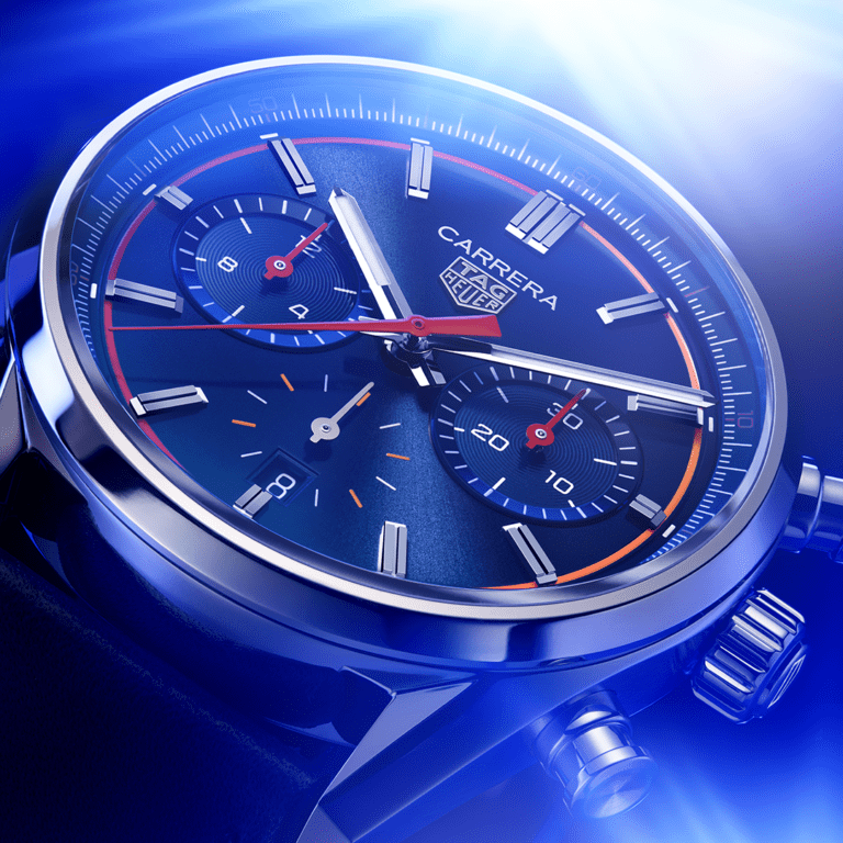 The TAG Heuer Carrera Collection with blue dial is a contemporary