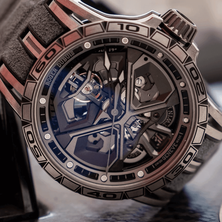 ROGER DUBUIS EXCALIBUR SPIDER MONOBALANCIER HURACÁN DBEX0748 Shop Roger Dubuis at Watches of Switzerland