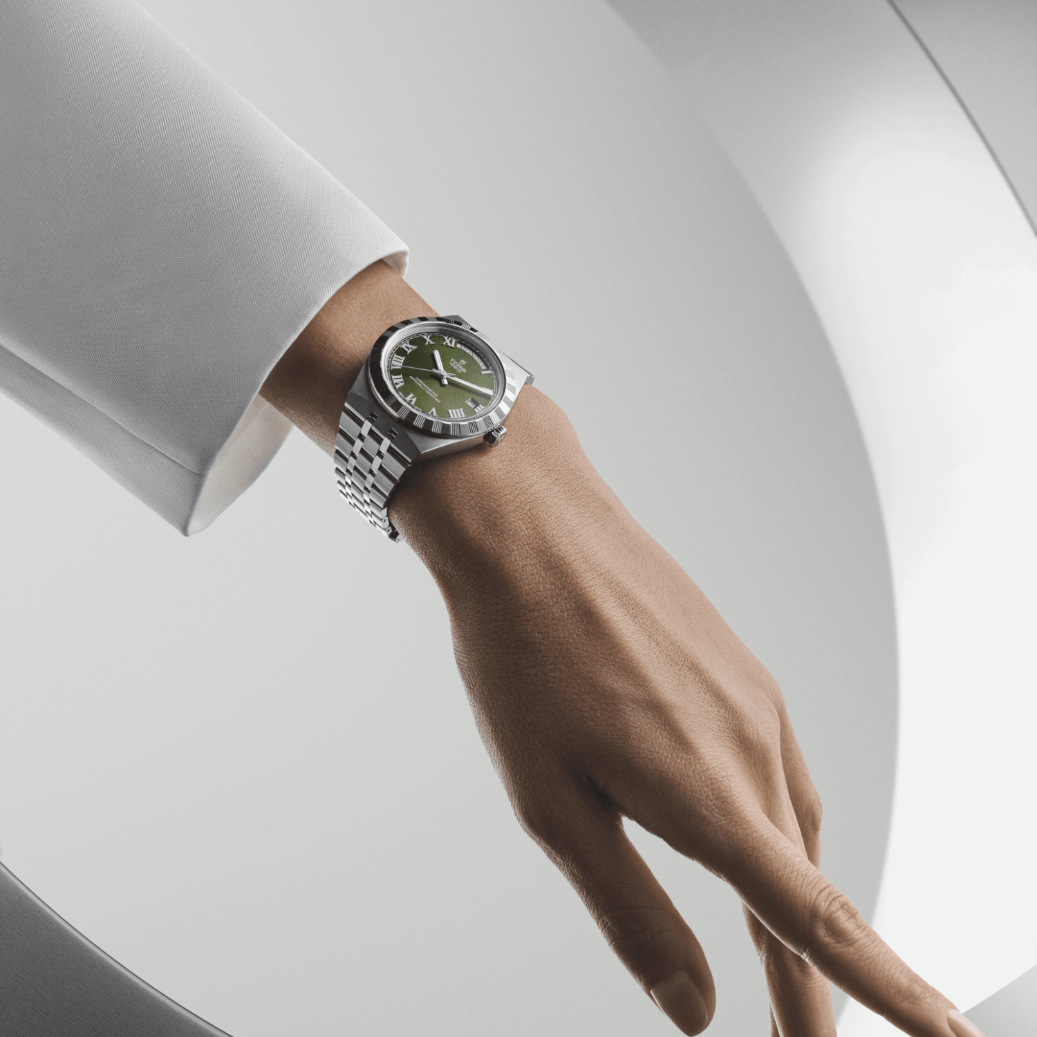 TUDOR Royal m2840d1a0-0003