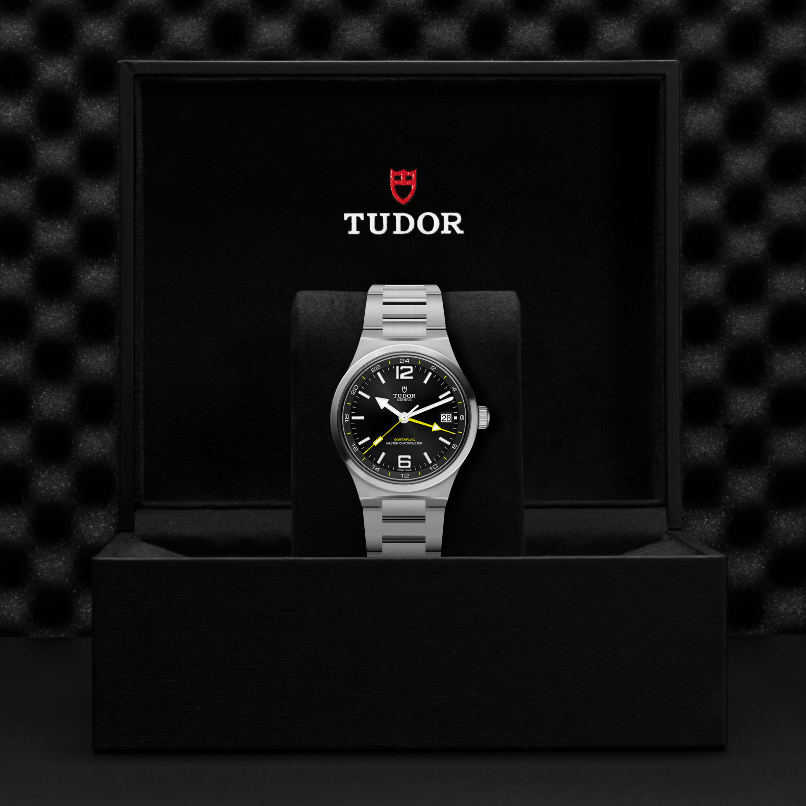 TUDOR Northflag M9140G1A0U-0001 with its TUDOR presentation box and five-year guarantee